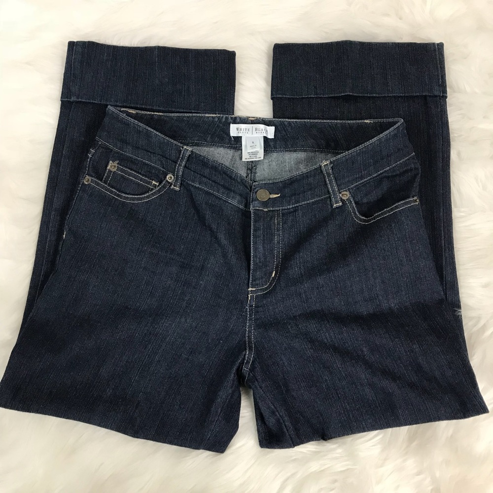 White House Black Market Capri Roll Cuff Crop Jean